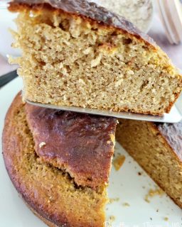 🍰 Un grand classique pour le goûter des petits et des grands, le gâteau au yaourt ici sans gluten ✨️

Retrouvez la recette sur mon blog, lien sous ma bio 🙌

#recettesenflocons #gateauauyaourt #gateausansgluten #glutenfree #gateaurapide #goutersansgluten