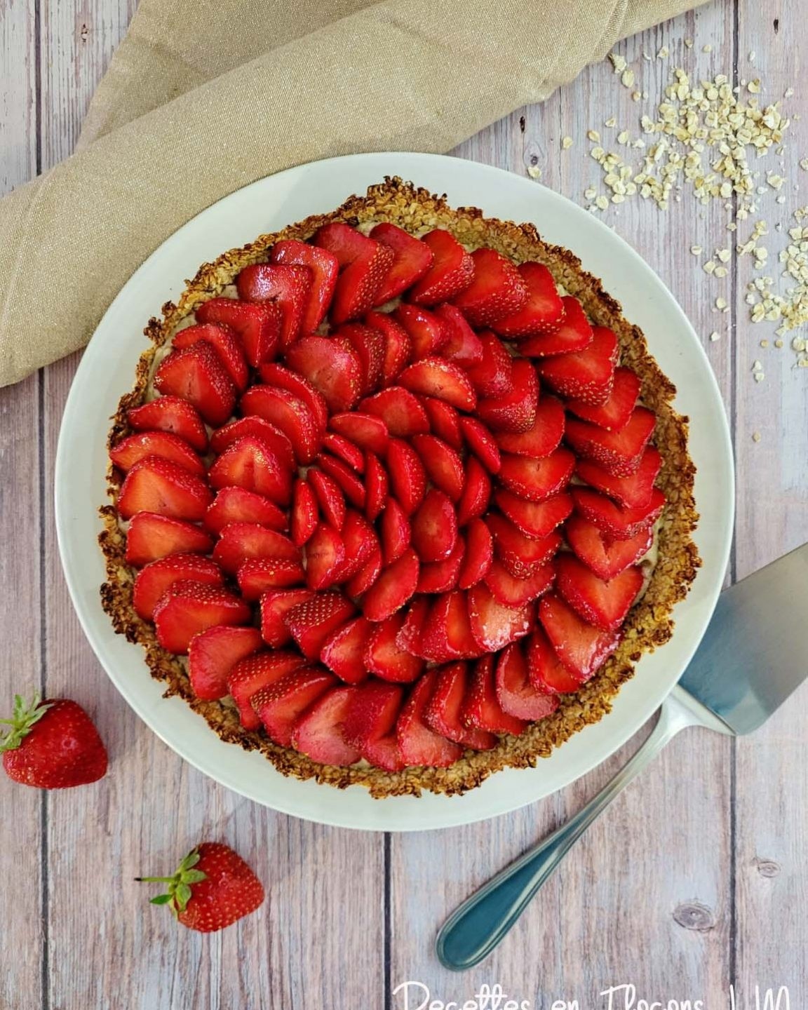 🥧 Cette tarte aux fraises sans gluten est gourmande et healthy 😋

Une pâte à tarte rapide à préparer avec seulement 2 ingrédients, une crème pâtissière healthy et quelques fraises et le tour et joué 🙌

https://recettesenflocons.com/recipe/tarte-aux-fraises-sans-gluten

 #glutenfree #recettesaine #recettehealthy #recettesenflocons  #fraises #pateatarte